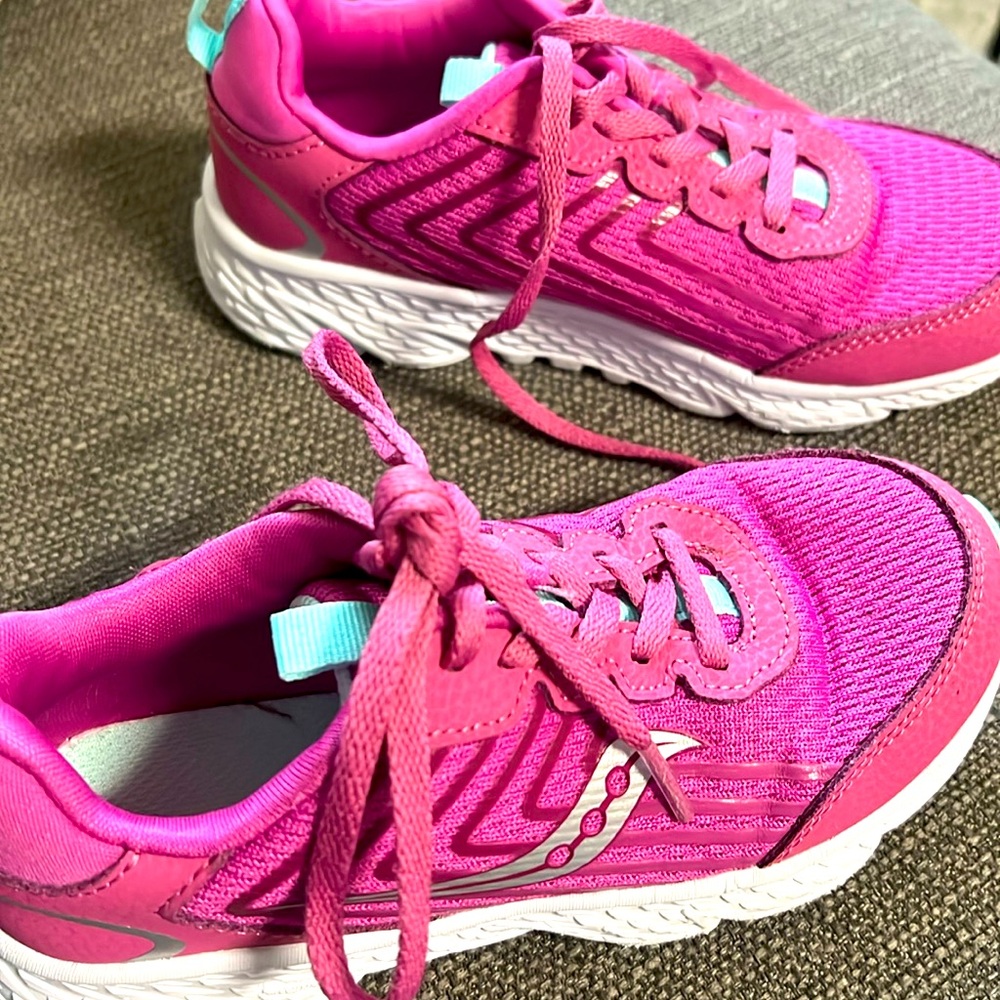 Saucony Kids Sneaker Pink Size 13 Medium